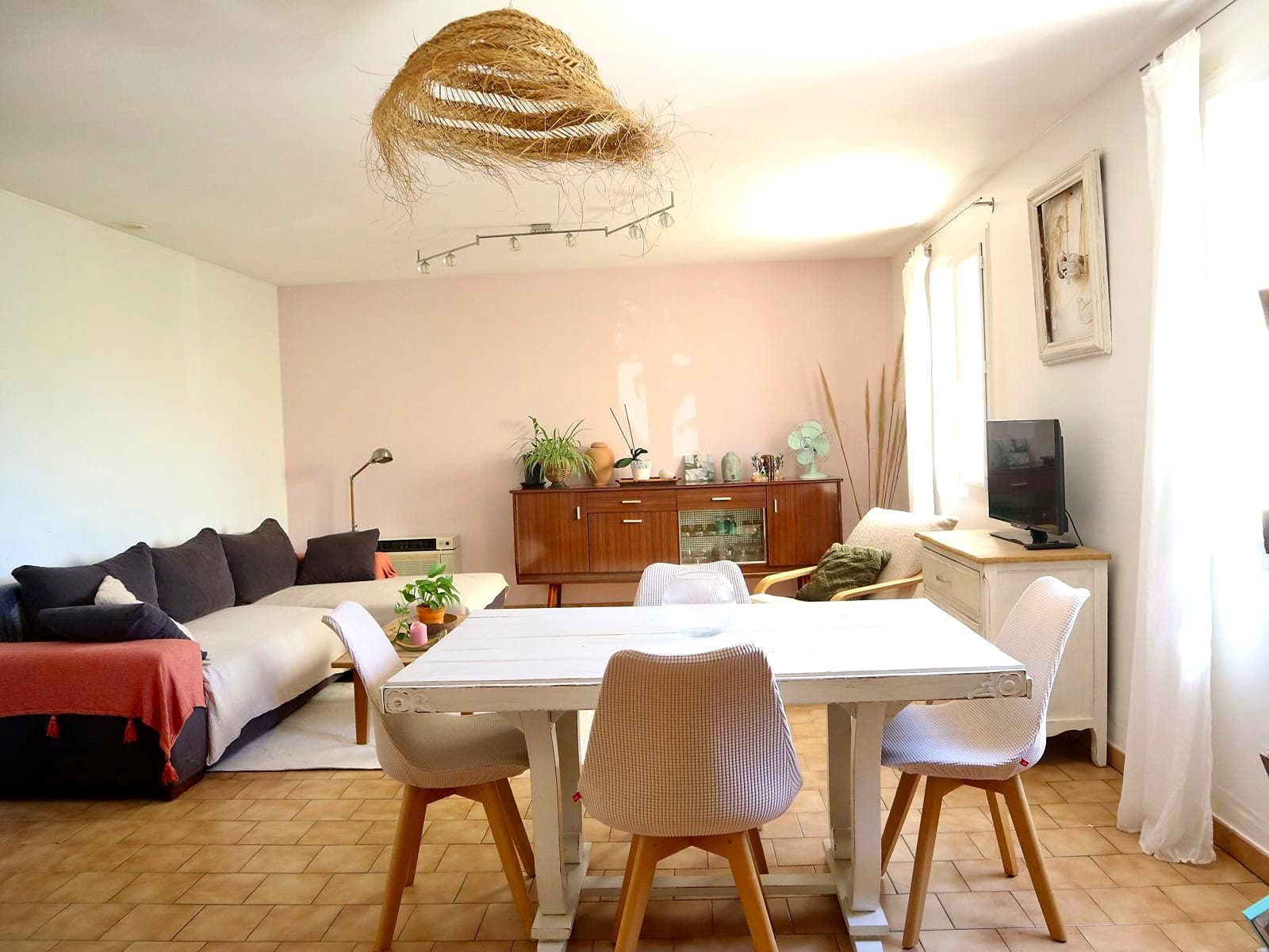 La maison entière à Tavel — vue 2